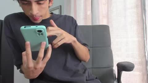 Snapshot of salvatore_monterey chatting on February 12, 2025, 2:54 pm salvatore online show from February 12, 2025, 2:54 pm