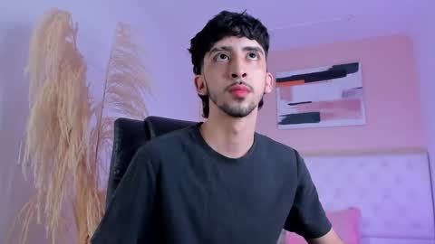 Snapshot of salvatore_monterey chatting on September 21, 2025, 8:54 pm salvatore online show from September 21, 2025, 8:54 pm