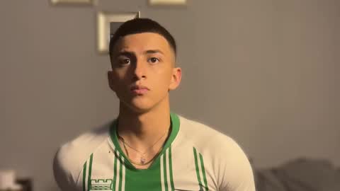 Salvatore online show from November 17, 2025, 4:51 am