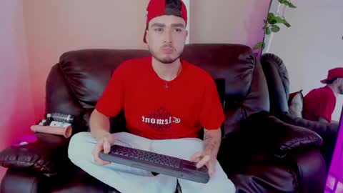  Salvatore online show from June 1, 2026, 7:37 pm