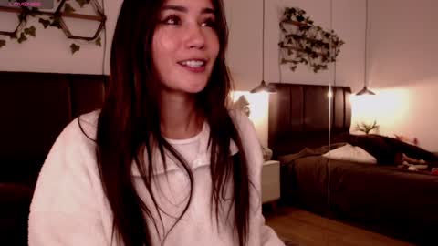 Snapshot of sam01___ chatting on December 10, 2024, 10:58 pm Stefana or Samchispas online show from December 10, 2024, 10:58 pm