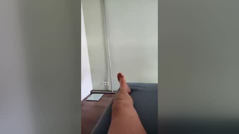sam12205992 online show from June 17, 2026, 4:37 am