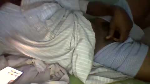 sam223382879 online show from January 6, 2025, 8:39 pm