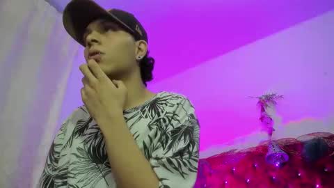 Sam online show from December 22, 2025, 3:58 am