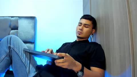 SAM online show from December 19, 2025, 4:52 am