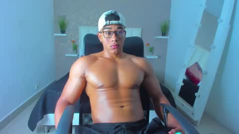 sam_rouge online show from March 1, 2025, 11:37 pm