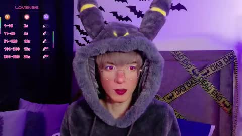 Sam online show from November 1, 2025, 9:44 am