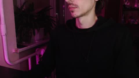 sam_skywalker online show from November 18, 2025, 9:41 pm