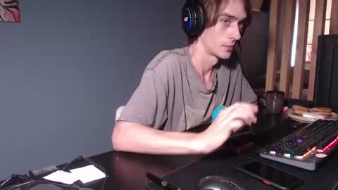 Snapshot of sam_skywalker chatting on July 28, 2026, 11:17 am sam_skywalker online show from July 28, 2026, 11:17 am