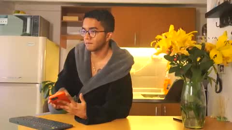 SAMUEL THOMPSON online show from June 1, 2026, 12:29 pm