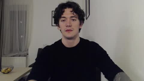 Snapshot of sam_winchest chatting on February 16, 2026, 12:51 am Sam online show from February 16, 2026, 12:51 am