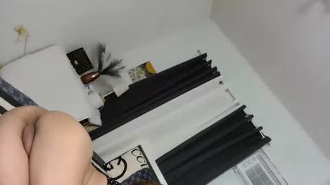 Samairra online show from December 9, 2024, 8:55 am