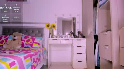 carolina online show from April 6, 2026, 4:46 am