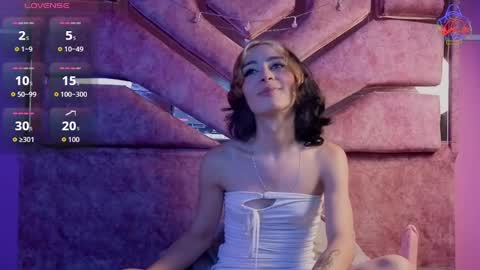 samantaa_liov online show from April 15, 2026, 7:54 pm