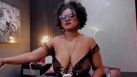 Samanta online show from February 10, 2026, 8:35 pm