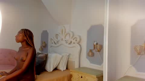 Snapshot of samantamarquez chatting on February 6, 2025, 1:38 am Samanta online show from February 6, 2025, 1:38 am