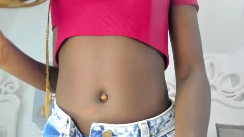 Snapshot of samantamarquez chatting on February 12, 2025, 7:24 pm Samanta online show from February 12, 2025, 7:24 pm