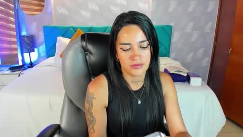 natalia online show from October 2, 2025, 1:40 pm