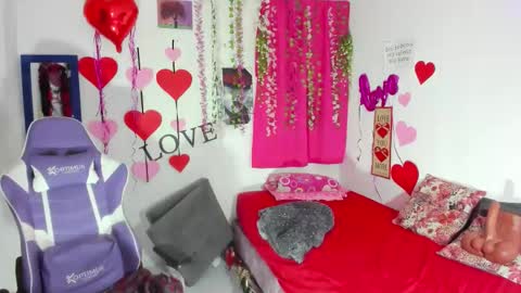  Samanthasmile  online show from November 9, 2025, 9:02 pm