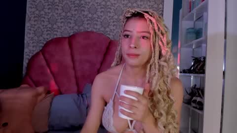 Snapshot of samantha_cp_ chatting on January 20, 2025, 12:18 pm Sammy online show from January 20, 2025, 12:18 pm