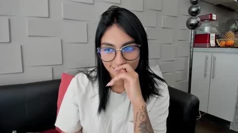 Samantha online show from December 19, 2024, 4:13 pm