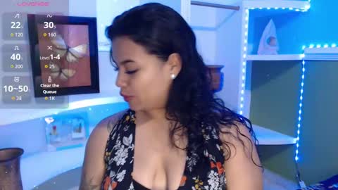 samantha_smiithh online show from October 13, 2025, 9:48 pm