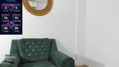 samantha_tayl0r online show from February 26, 2026, 5:28 am