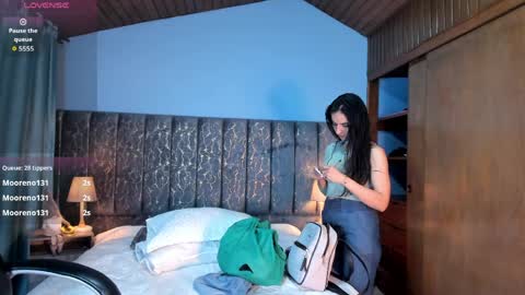 samantha_velle online show from April 1, 2026, 2:45 am