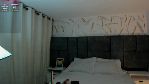 samantha_velle online show from June 1, 2026, 1:46 pm