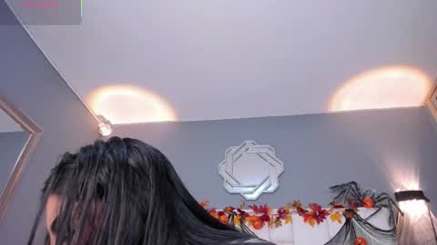  Samanthaa online show from October 22, 2025, 11:43 am