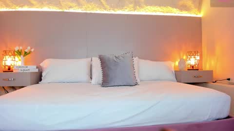  Samanthaa online show from March 12, 2026, 11:27 am