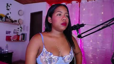 Snapshot of samanthabloom570089 chatting on December 7, 2024, 11:40 am Samantha Bloom  online show from December 7, 2024, 11:40 am