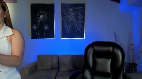 Snapshot of samanthaklein_ chatting on December 7, 2024, 3:36 am Samantha Klein online show from December 7, 2024, 3:36 am