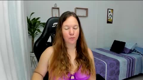 Samantha samy online show from February 2, 2025, 11:11 pm