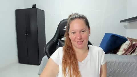 Samantha samy online show from October 10, 2025, 12:42 am