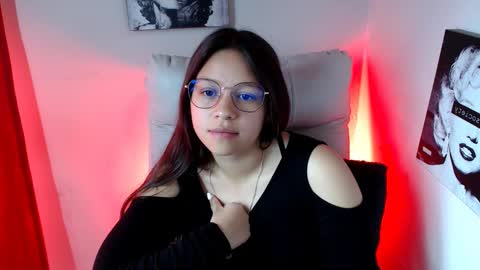 Snapshot of samantharoldan chatting on February 10, 2025, 4:25 pm Samantha online show from February 10, 2025, 4:25 pm