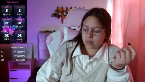 Snapshot of samantharoldan chatting on February 22, 2025, 9:26 pm Samantha online show from February 22, 2025, 9:26 pm