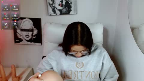 Snapshot of samantharoldan chatting on October 6, 2025, 3:20 pm Samantha online show from October 6, 2025, 3:20 pm
