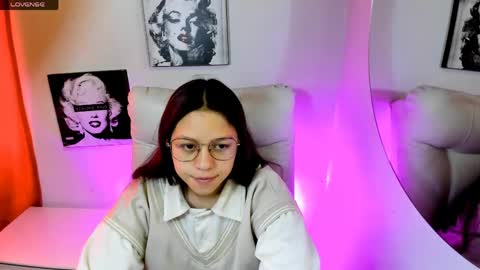 Samantha online show from April 25, 2026, 3:09 pm