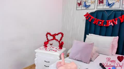 Samara Warren online show from February 14, 2025, 3:05 pm