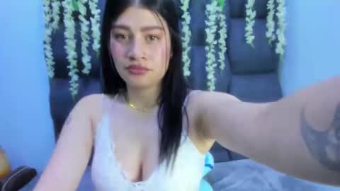 Snapshot of samarhamiller_ chatting on October 24, 2025, 2:35 pm samarhamiller_ online show from October 24, 2025, 2:35 pm