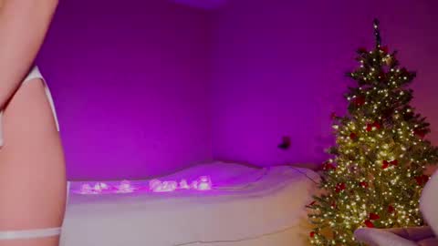 Sam Demia online show from December 20, 2024, 2:52 am