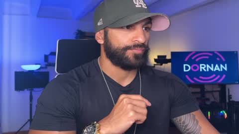 Snapshot of samdornan chatting on December 16, 2024, 9:31 pm Sam Dornan online show from December 16, 2024, 9:31 pm