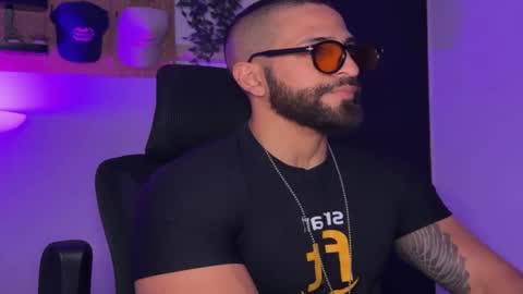 Sam Dornan online show from March 22, 2026, 3:21 am