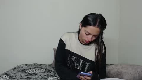 Tami  Gael online show from February 26, 2026, 1:15 am