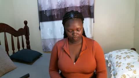 Snapshot of samiagirl22 chatting on September 10, 2025, 11:05 pm nina online show from September 10, 2025, 11:05 pm