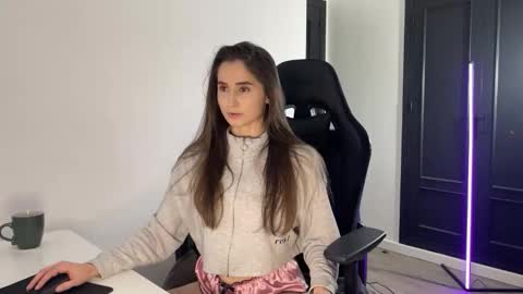 Snapshot of samlure1 chatting on April 17, 2026, 10:02 pm SamLure1 online show from April 17, 2026, 10:02 pm