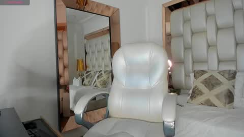 Sammy online show from November 14, 2025, 4:38 pm