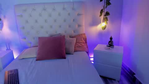 Samantha online show from February 1, 2026, 4:33 am