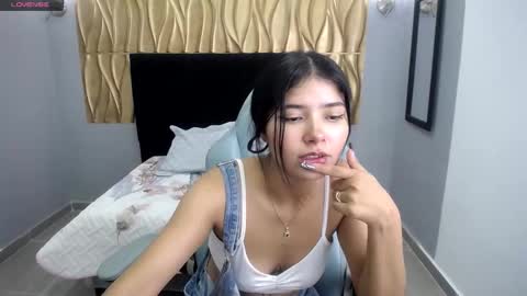 Snapshot of sammy_shy chatting on December 29, 2024, 8:00 am Sammy online show from December 29, 2024, 8:00 am